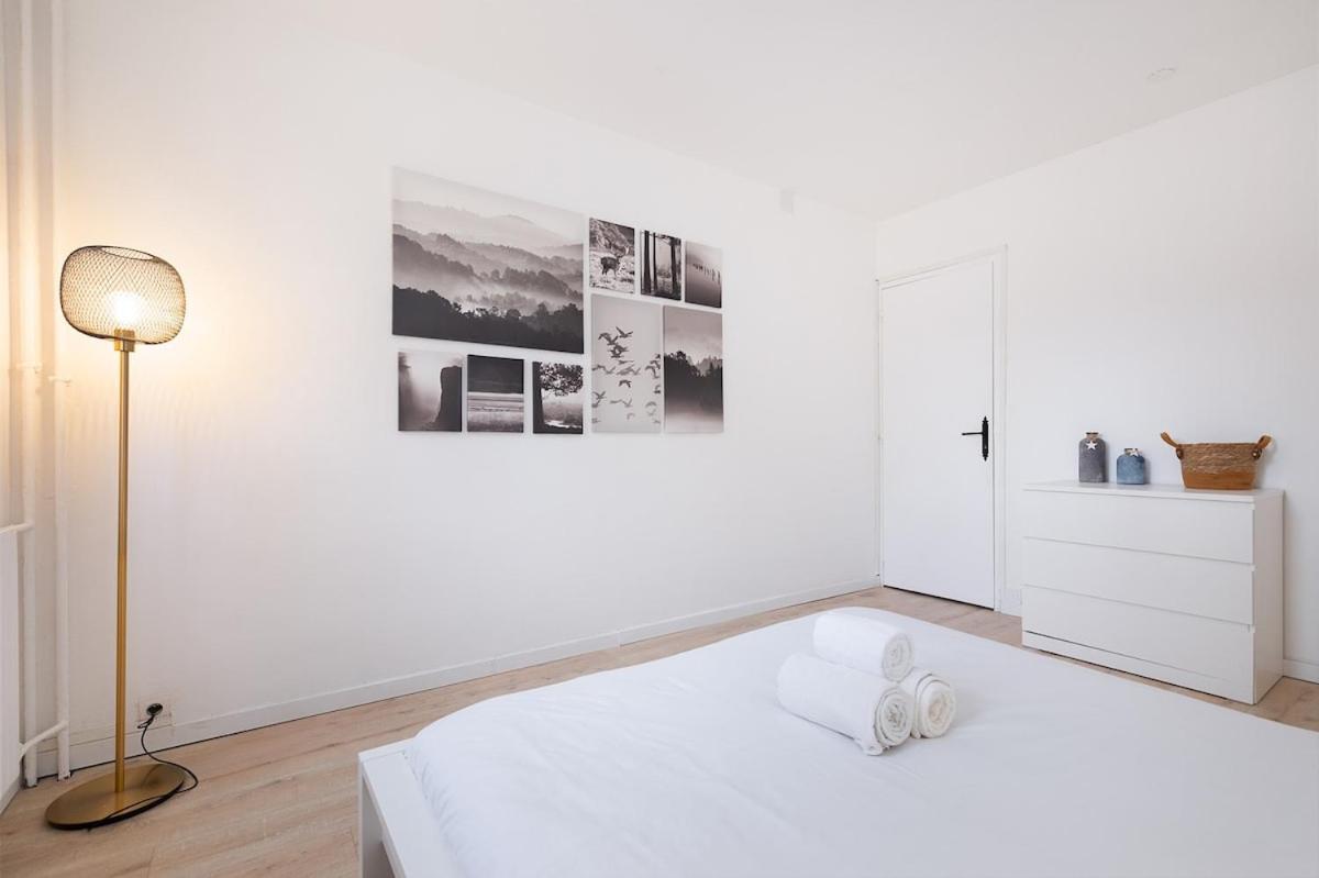 Appartement 4 Chambres Шампини сюр Марн Екстериор снимка