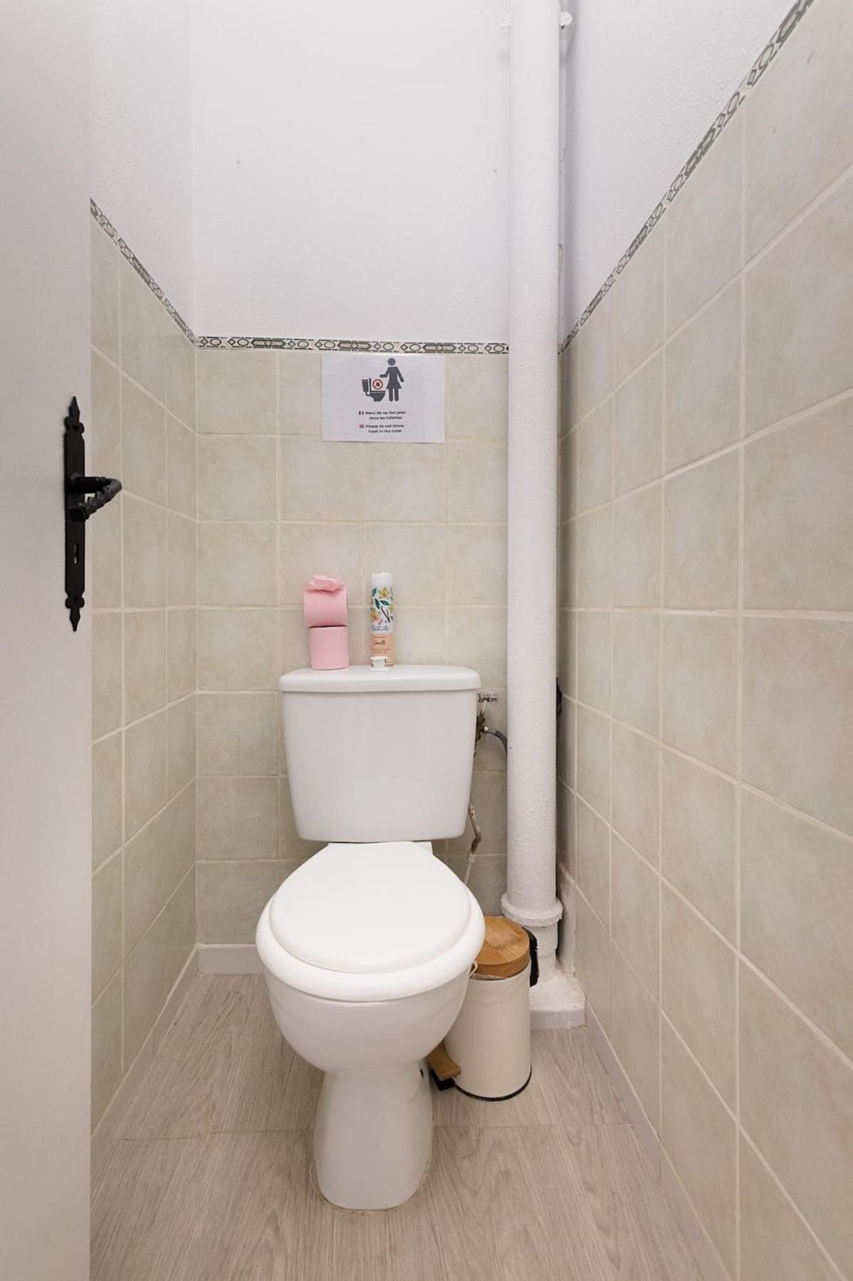 Appartement 4 Chambres Шампини сюр Марн Екстериор снимка